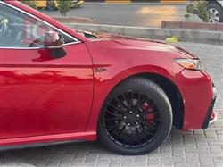 تۆیۆتا کامری